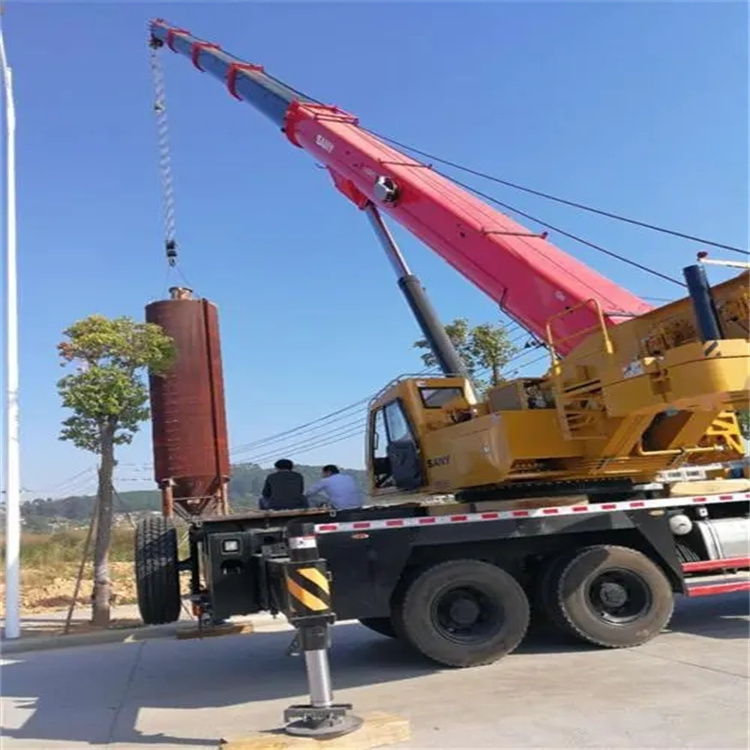 孝感专业吊车租赁多少钱