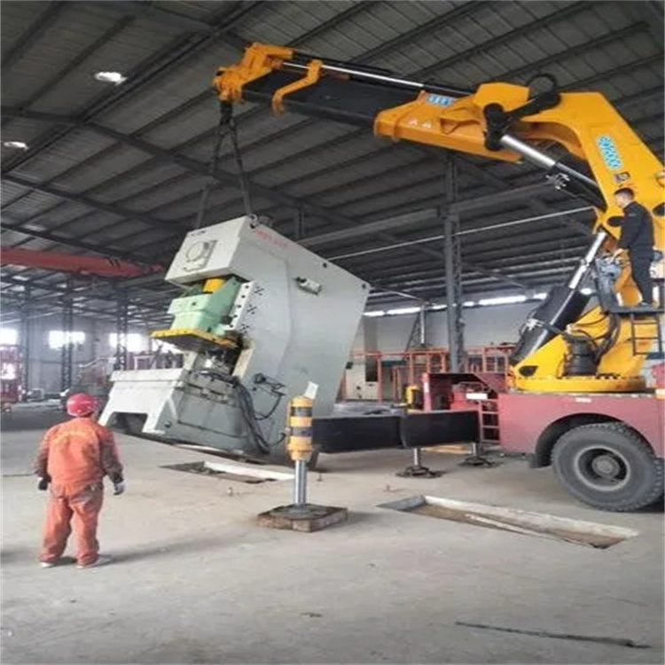 孝感80吨折臂吊车出租附近电话