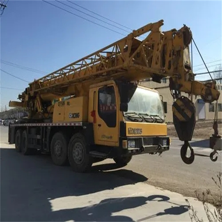 孝感哪里有专业吊车出租